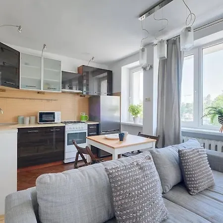 Apartment Palace View Near Zlote Tarasy In Center Warsaw